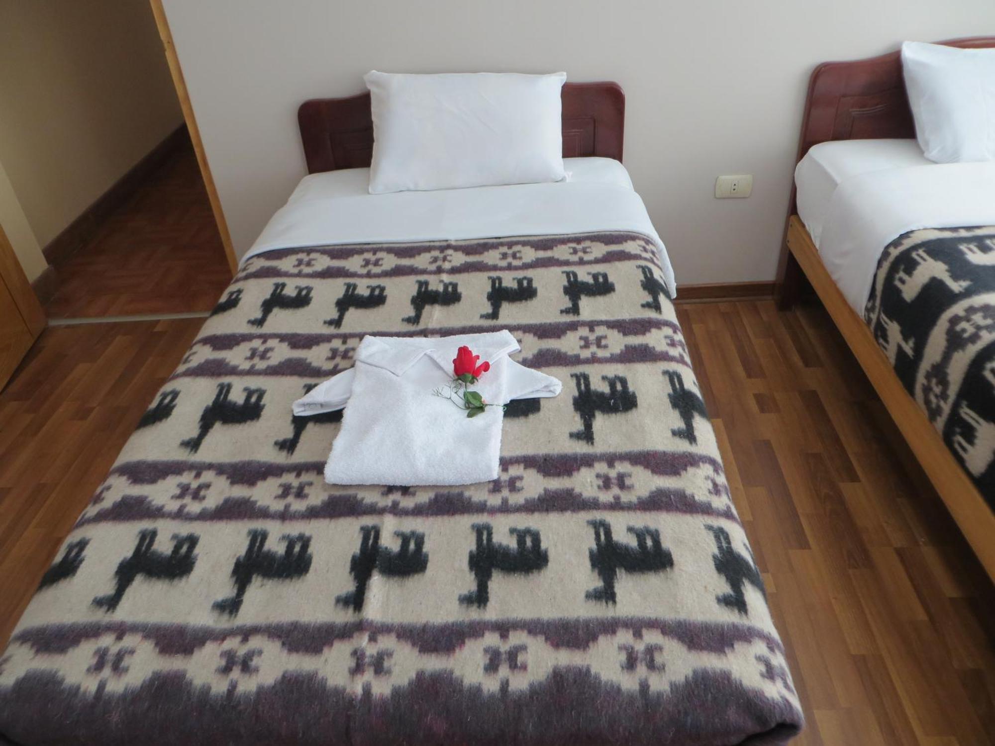 La Casa De Yoni Hotel Puno Bagian luar foto