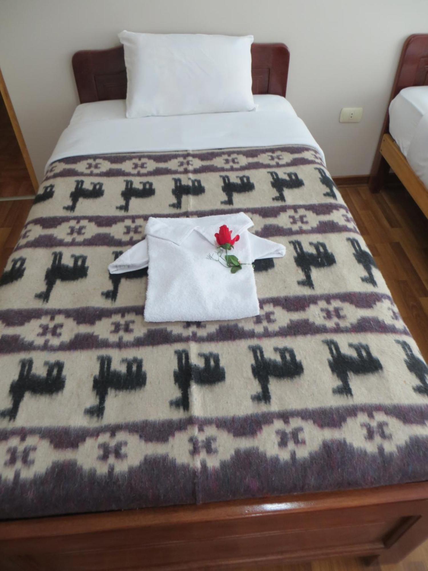 La Casa De Yoni Hotel Puno Bagian luar foto